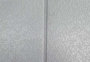 金属饰面保温板